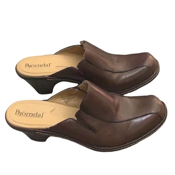 Bjorndal Women Brown Slip On Clogs - Picture 4 of 8